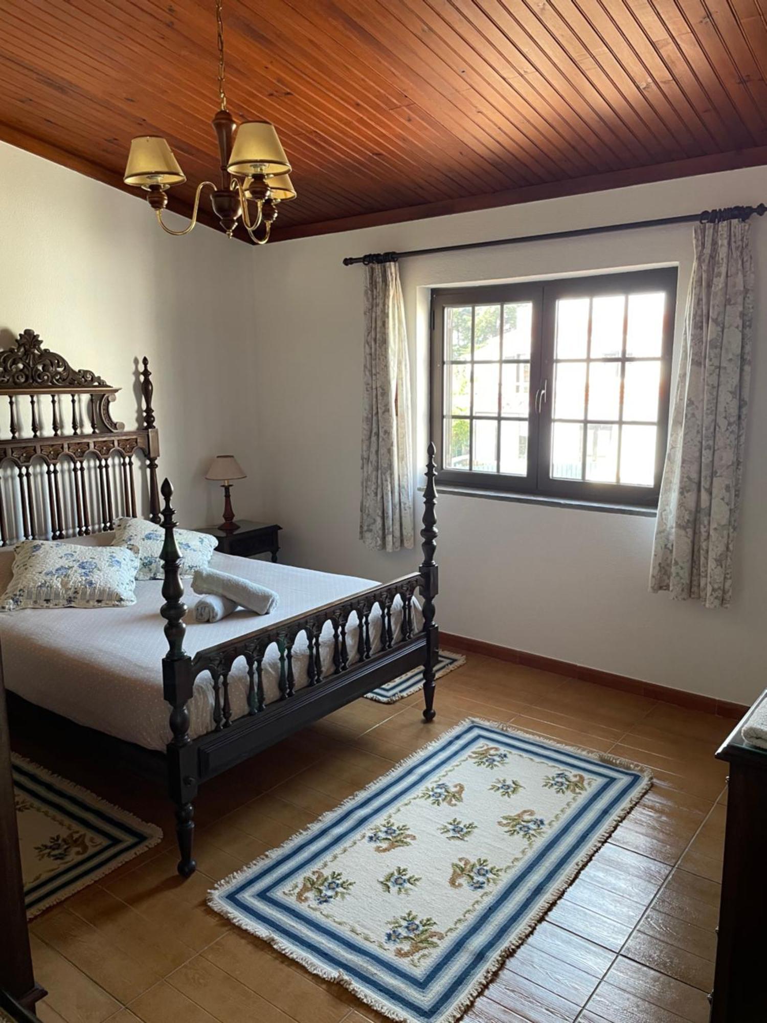 Fountain Of Happiness Hotel Obidos Ruang foto